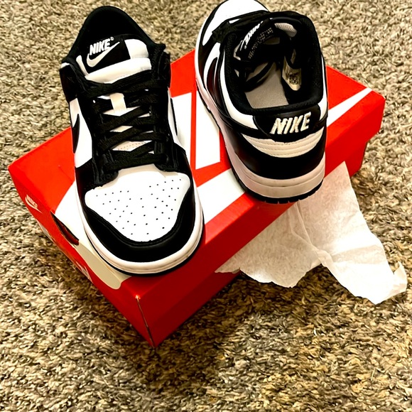 only worn twice - Picture 3 of 3